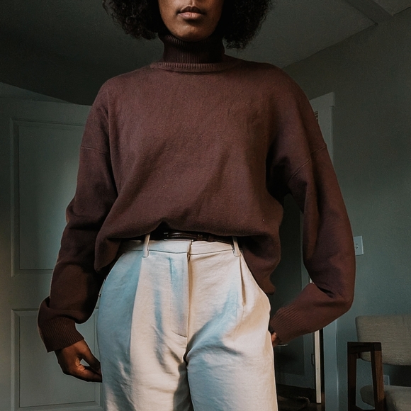 Commense Brown Turtleneck Sweater - Picture 8 of 8